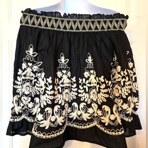 Metric Off The Shoulder Woman’s Crop Blouse Black White Embroidery Small Cotton
